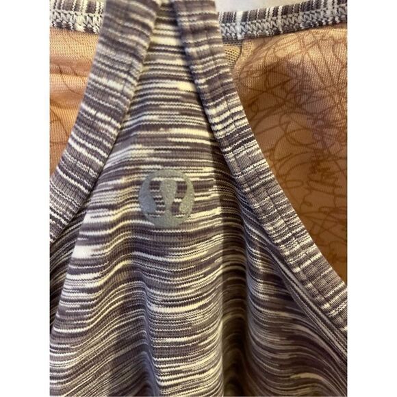 Lululemon Tank Top (SZ 6) - Picture 3 of 4